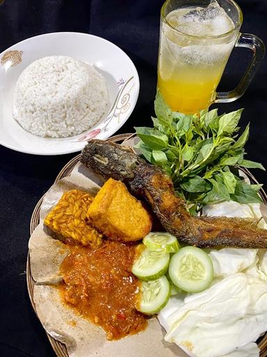 PECEL AYAM & LELE (AYLEE) 48