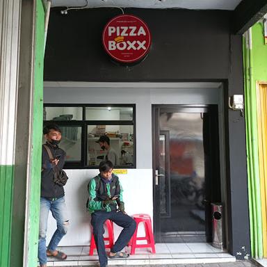 PIZZA BOXX