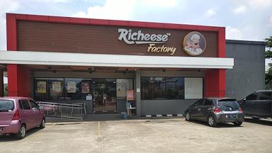 RICHEESE FACTORY