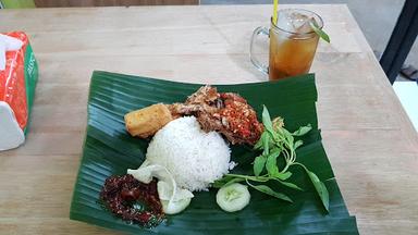 WARUNG PENYET MBOK IYEM