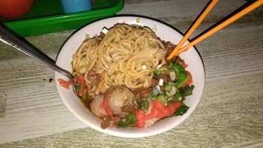 BAKSO/MIE AYAM PAK TINO