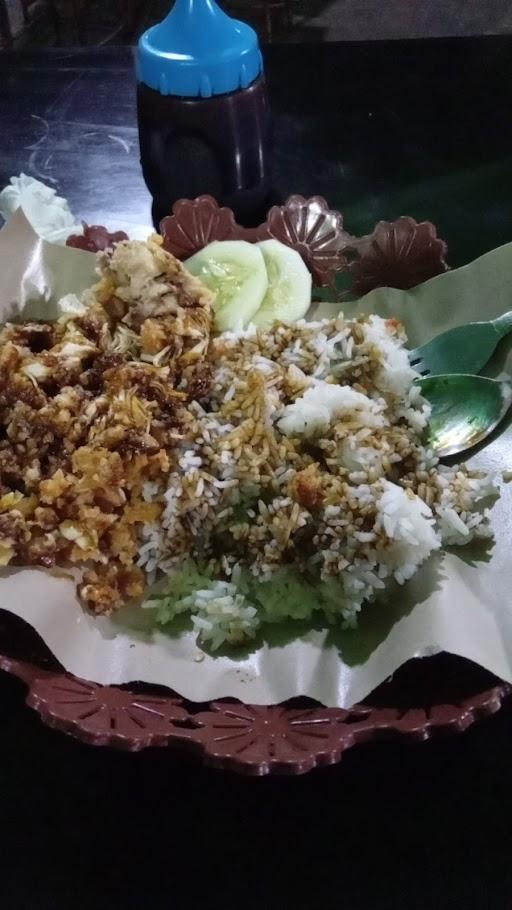 AYAM GEPREK DHEANA