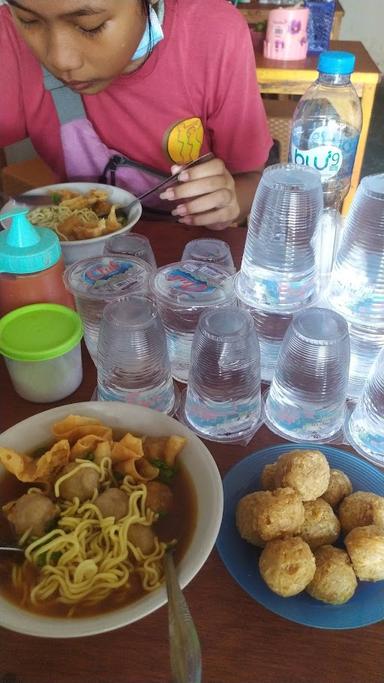 BAKSO MALANG ASLI MEKAR SARI