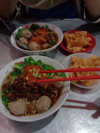 MIE AYAM & BAKSO MITRA