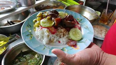 NASI AYAM JONI