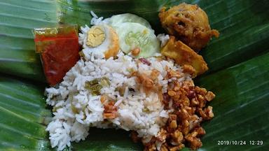 NASI KUNING LILY