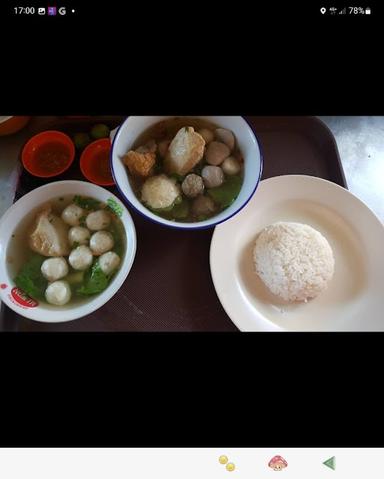 RESTAURANT BAKSO CENTRAL