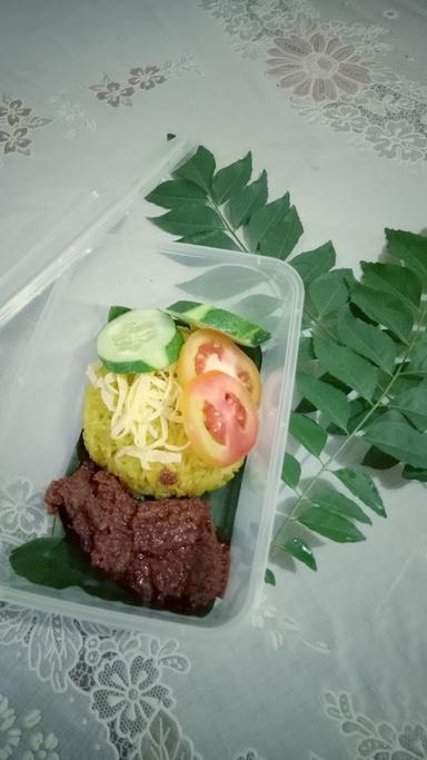 KUE PUTU SRI