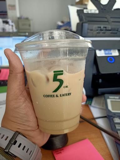 5CM COFFEE & EATERY (CABANG REFORMASI)