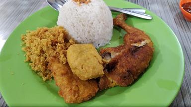 AYAM JOGYA NY. ANA