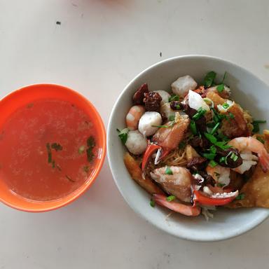 BAKMIE KEPITING ACHAI