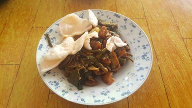 GADO-GADO BU NOER