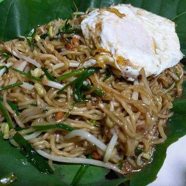 KWETIAU GORENG ASONG