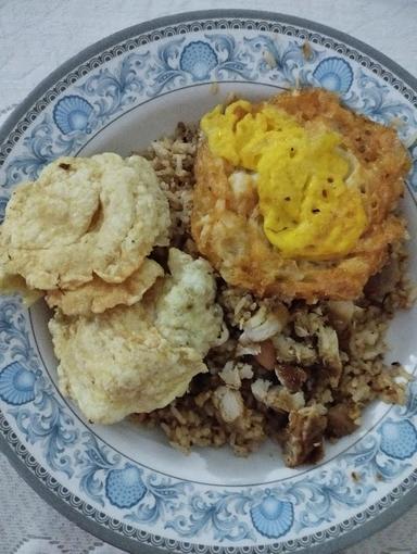 NASI GORENG DAPOER NENEK