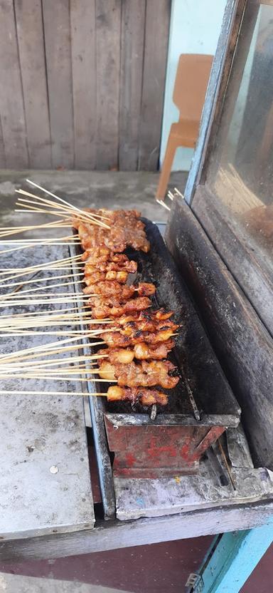 NASI KUNING SATE