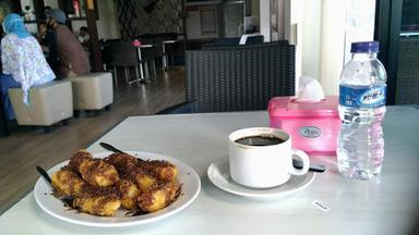 ISOKU CAFE PONTIANAK