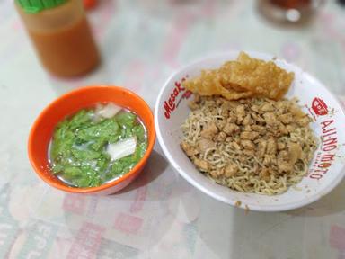 MIE AYAM & BAKSO SAPI BARITO