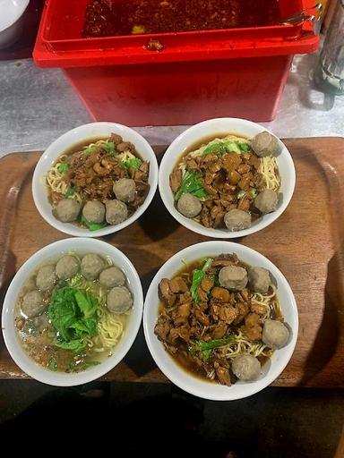 MIE AYAM ECHO WONOYOSO