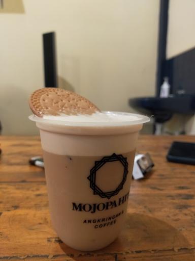MOJOPAHIT ANGKRINGAN & COFFEE