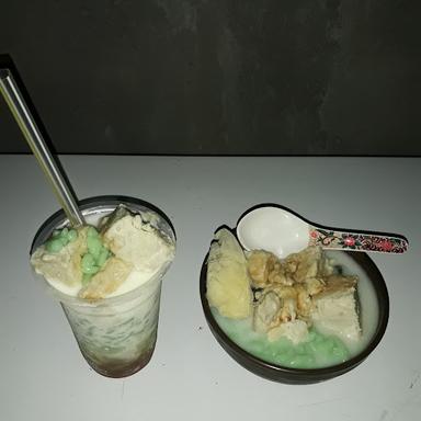 ES CENDOL DURIAN PORONG (SCDP)