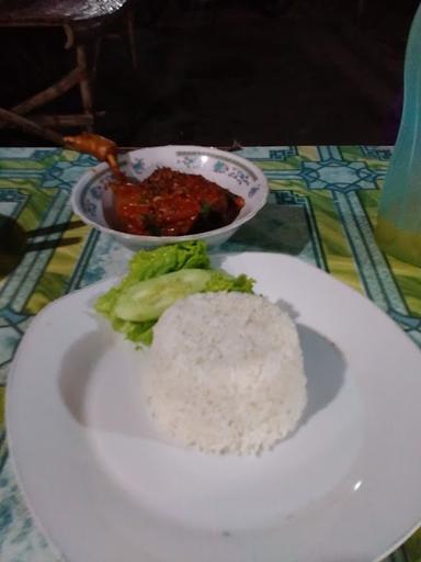 LESEHAN IKAN BAKAR  ANIS 