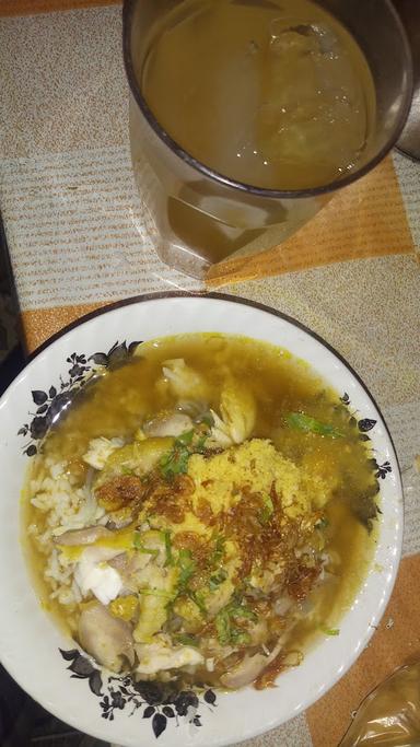 SOTO DAGING SOTO AYAM TOMBO LUWE