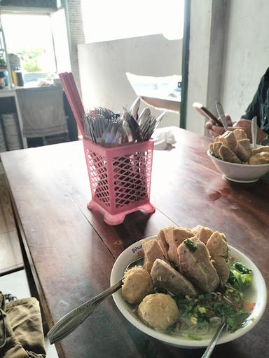 MIE AYAM BAKSO MAS IBNU