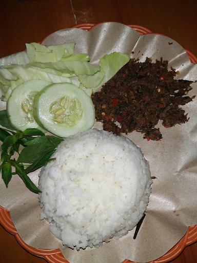 LESEHAN AZZAHRA SPECIAL SAMBAL BELUT