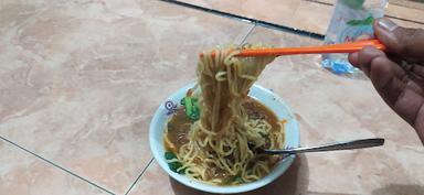 MIE AYAM PAK PENDEK (MIE AYAM LEGEND)