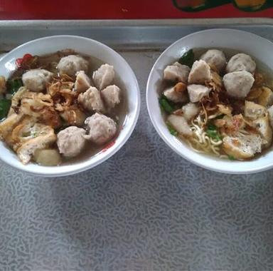 SOTO BABAT & BAKSO BU 'PRI'