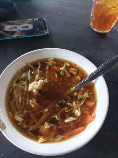 WARUNG SOTO AYAM YU JUM (FREE WIFI)