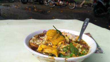 WARUNG SOTO MAK'E