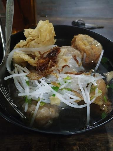 BAKSO KOMPLIT