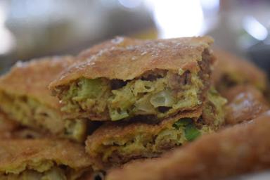 MARTABAK TERANG BULAN BOGASARI BANDUNG CABANG PRAMBON