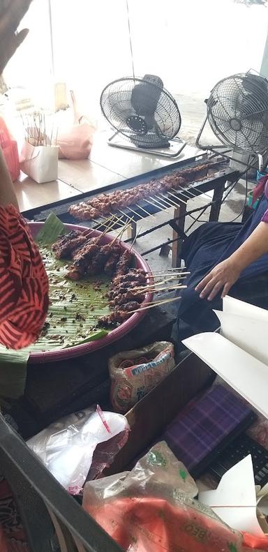 SATE KOMO MBAK ATUL