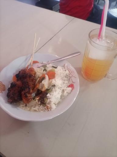 SATE KOMO MBAK ATUL