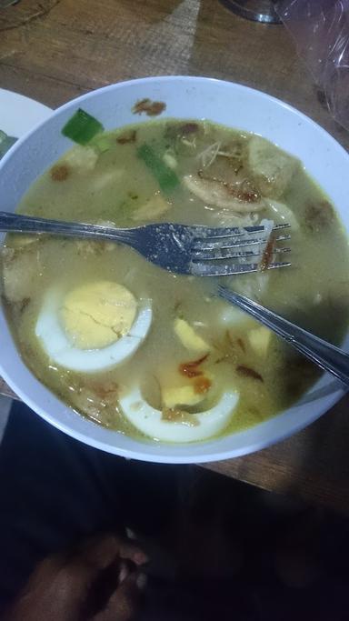 KEDAI SOTO WIWOL