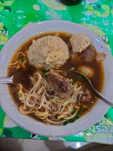 MIE AYAM TIWU ASEM