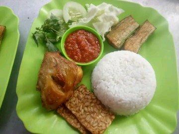 WARUNG AYAM GEPREK BISMILLAH