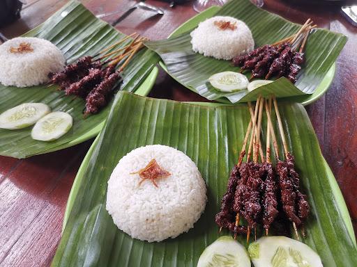 SATE REMBIGE BANDARA LOMBOK