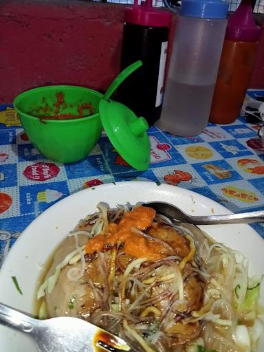 WARUNG BAKSO ADEN