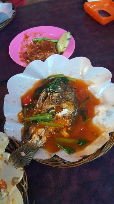 WARUNG ROYAN