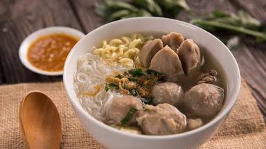 WARUNG BAKSO BEGIG & CAFE