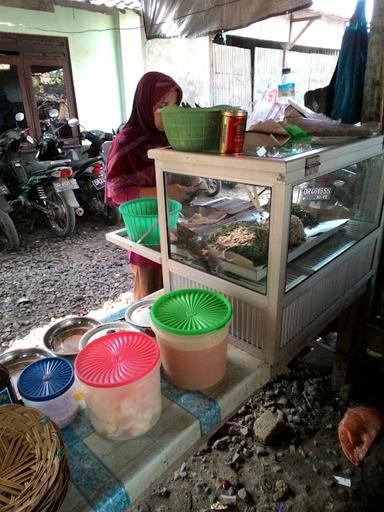 WARUNG IBU RONI