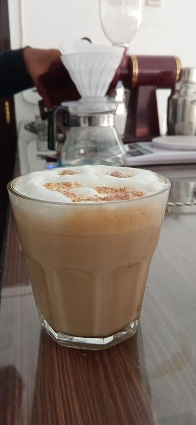 PERSEGI KOPI