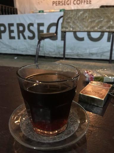 PERSEGI KOPI