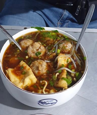 BAKSO HAU JEK TRETES