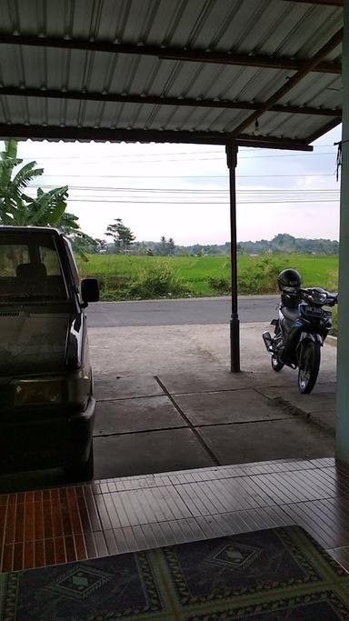 BAKSO & MIE AYAM PAK ROTO