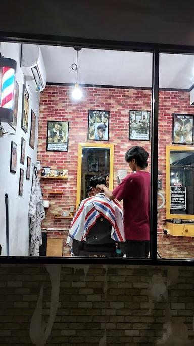 AJR BARBERSHOP