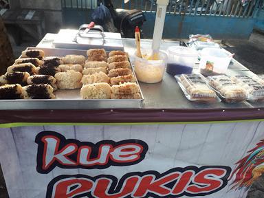 KUE PUKIS 3 PUTRA WONG GOMBONG